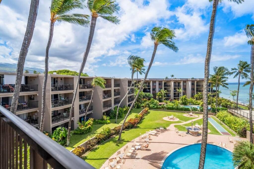 Апартаменты Hale Ono Loa 403- Top Floor, Ocean View, & Complete Modern Remodel Кахана Экстерьер фото