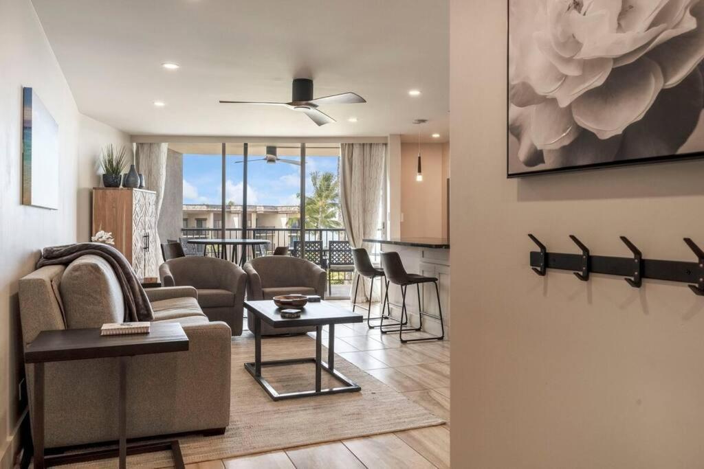 Апартаменты Hale Ono Loa 403- Top Floor, Ocean View, & Complete Modern Remodel Кахана Экстерьер фото