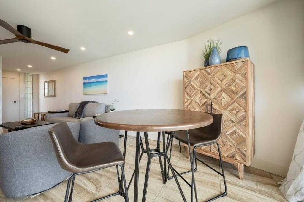 Апартаменты Hale Ono Loa 403- Top Floor, Ocean View, & Complete Modern Remodel Кахана Экстерьер фото