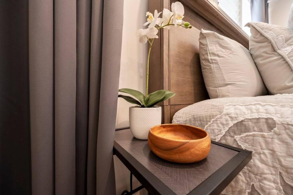 Апартаменты Hale Ono Loa 403- Top Floor, Ocean View, & Complete Modern Remodel Кахана Экстерьер фото